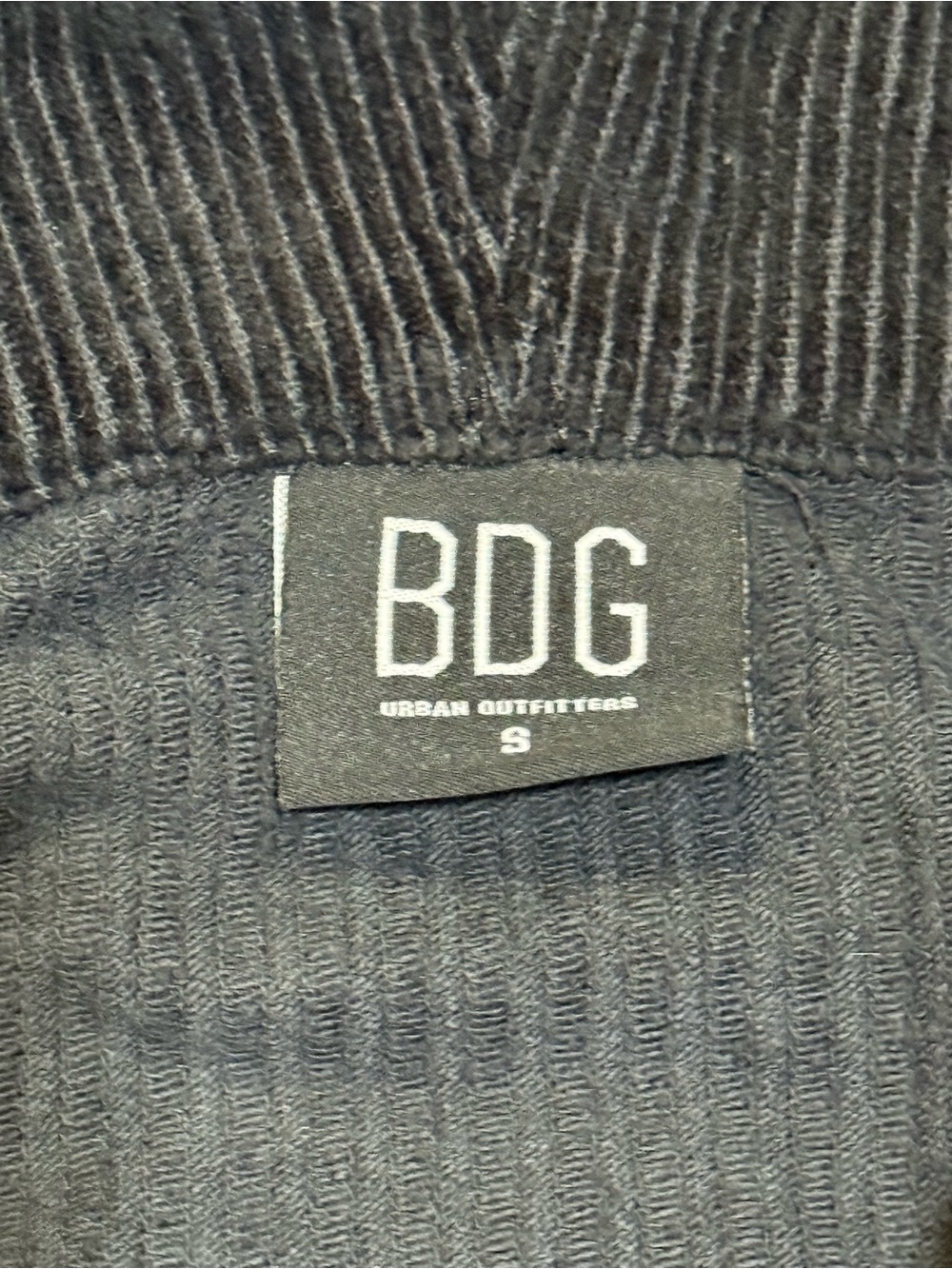 Urban Outfitters Black Corduroy Jacket Cropped Hooded Zip Up BDG Small - Picture 13 of 15